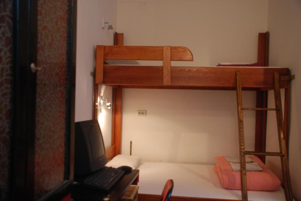 Tash Inn Hostel Belgrade Room photo
